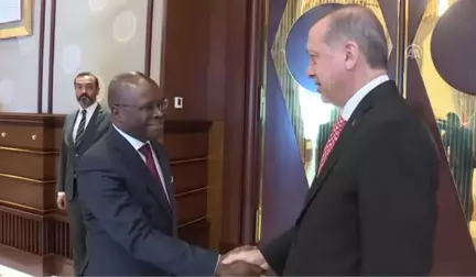 Cumhurbaşkanı Erdoğan, Benin Dışişleri Bakanı Agbenonci'yi Kabul Etti