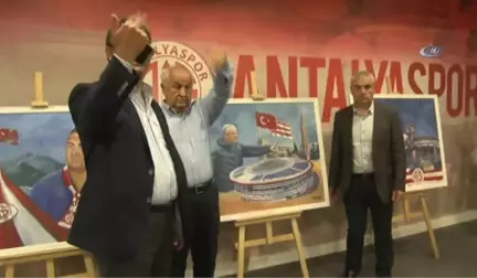 Antalyaspor'u Anlatan Resim Sergisi Açıldı