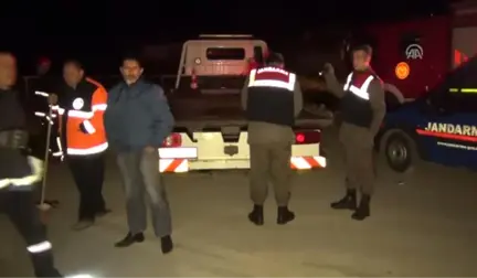 Kırıkkale'de Otomobil Bariyerlere Çarptı: 3 Ölü, 1 Yaralı