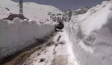 Karla Kaplı Yayla Yolları Açılıyor - Antalya