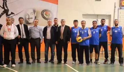 Mehmet Akif Inan Voleybol Turnuvası Başladı