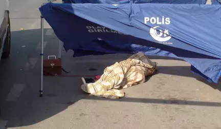 Valizini Alarak Evden Çıkan Karısını Öldürdü