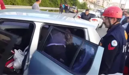 Zonguldak'ta 2 Otomobil Çarpıştı 4 Yaralı