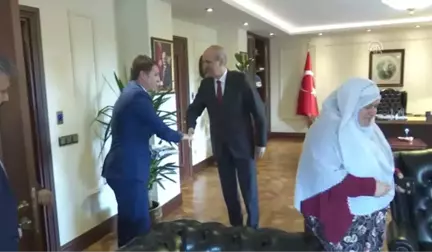 Kurtulmuş, Mihalgazi Belediye Başkanı Akgün'ü Kabul Etti