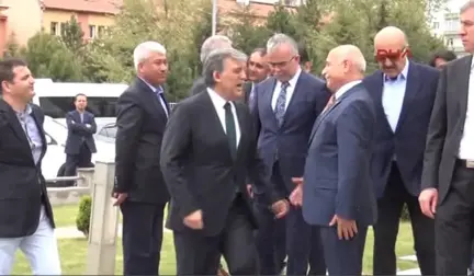 Kayseri 11. Cumhurbaşkan Abdullah Gül, Taziyede Hilye Dağıttı