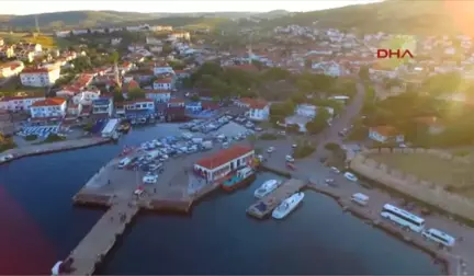 Çanakkale Bozcaada'da Turizmcilerin Yüzü Gülüyor