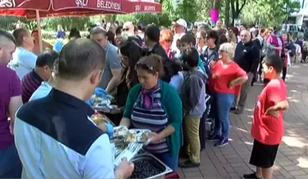 Şişli Belediyesi'nden Anneler Gününe Özel Caz Müzik Eşliğinde Kahvaltı