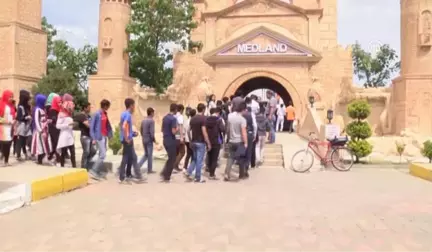 Diyarbakırlı Çocuklar Lunaparkta Eğlendi