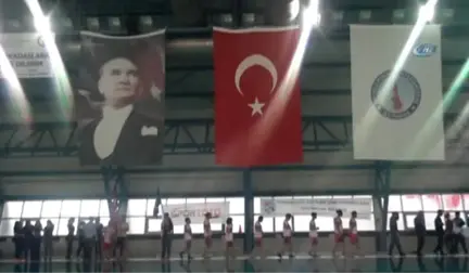 Sualtı Hokeyi Büyükler Türkiye Şampiyonası Kütahya'da Başladı