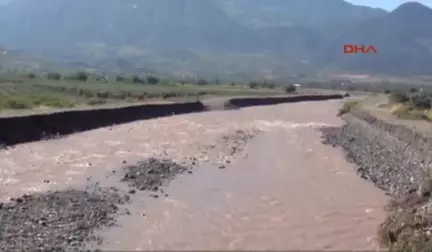 Osmaniye'de Yağış Zarar Verdi