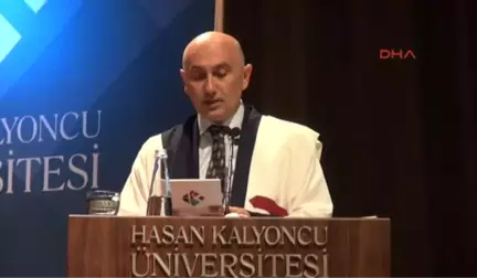 Gaziantep Kalyoncu Üniversitesi'nde Mezuniyet Coşkusu