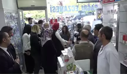 Aile ve Sosyal Politikalar Bakanı Kaya, Şehit Ailelerine Taziye Ziyaretlerinde Bulundu