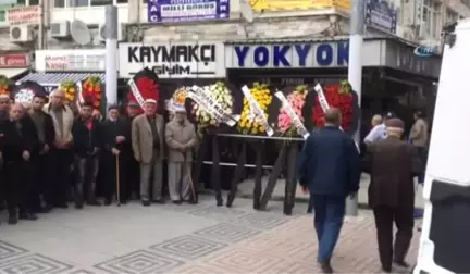 Ankara'nın Polatlı İlçesinde Meydana Gelen Trafik Kazasında Hayatını Kaybedenler Son Yolculuğuna...