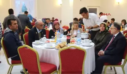 Burdur Ilk Iftar Şehit Aileleri ve Gazilerle