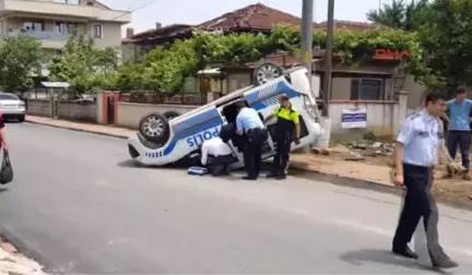 Düzce'de Trafik Kazası: 2 Polis Yaralandı