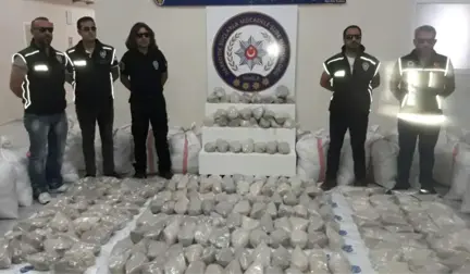 Bir Ton 71 Kilo Eroin Sintineden Çıkarıldı