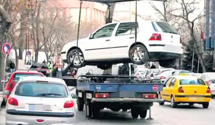 Trafikteki Çekicilerin Araç Çekme İşini Ticarete Döktükleri İddia Edildi