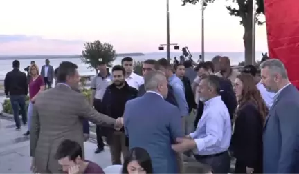 AK Parti Istanbul Il Başkanlığı'ndan Şehitler Abidesi'nde Iftar - Çanakkale