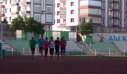 Güreşle Spora Başladı Atletizmde Başarıyı Yakaladı