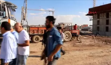 Mardin Nusaybin Kaymakamı Baysal, TOKİ Konutlarında Incelemelerde Bulundu