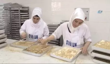 Gaziantepli Metin Usta İyi Baklavanın Nasıl Olacağını Anlattı: 