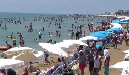 Kızkalesi'nde Bayram Tatili Yoğunluğu