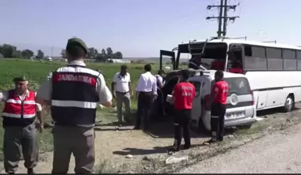 Adana'da Trafik Kazası: 1 Ölü, 11 Yaralı