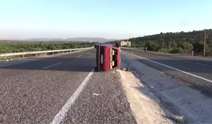 Adıyaman'da Otomobil Devrildi: 4 Yaralı