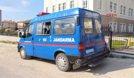 Burdur Tarlada Sırtından Vurulan Gencin Babası Cinayetten Tutuklandı