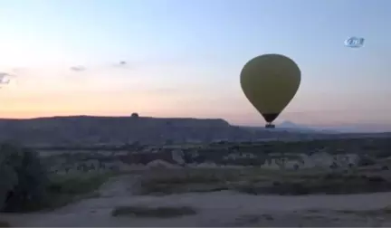 Kapadokya Semalarında Sürpriz Evlilik Teklifi