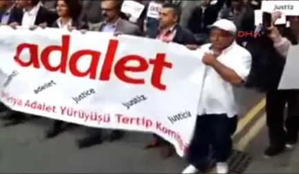 Londralı Türkler 'Adalet Yürüyüşü'nde