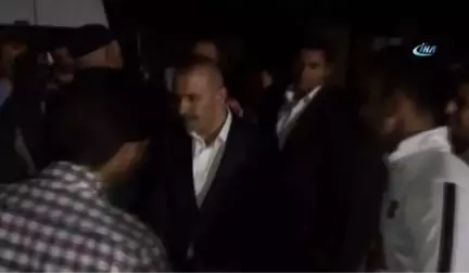 Ak Partili Kayatürk Hastaneye Gelerek Öldürülen Ahi'nin Yakınlarına Taziyede Bulundu