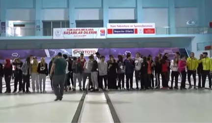 Curling Gelişim Kampı Erzurum'da Başladı