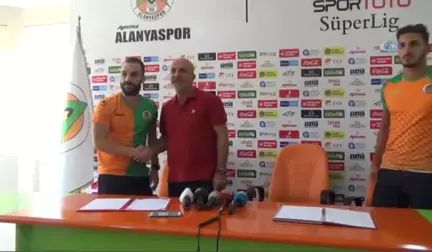 Alanyaspor'da 2 İmza Birden