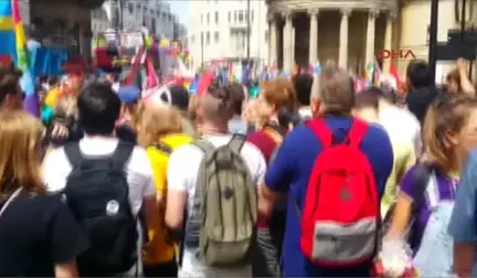 Pride In London Yürüyüşü Başladı