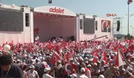 Maltepe Miting Alanında Konser Coşkusu