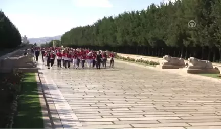 Şehit ve Gazi Çocuklarından Anıtkabir'e Ziyaret