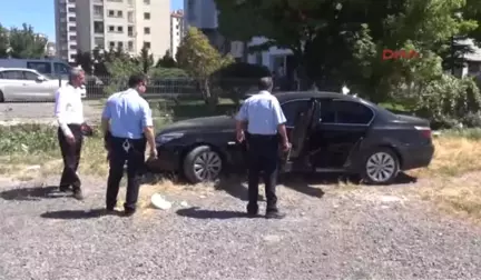 Kayseri Ateş Açtığı Otomobil Çarptı