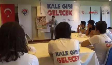 Çanakkale'de 'Kale Gibi Gelecek-Satranç Eğitim Projesi' Başladı