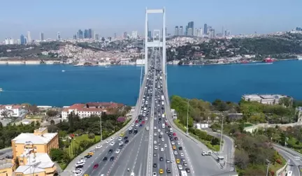 15 Temmuz'da Köprü Kapanınca Metrobüsler Çalışacak mı? İETT Açıkladı