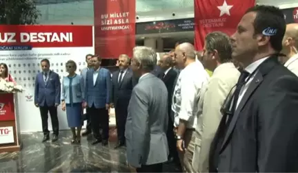 Bakan Arslan 15 Temmuz Fotoğraf Sergisi Açılış Törenine Katıldı