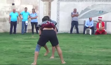 Muzaffer Ilıcak: