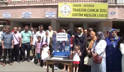 Trabzon Çamlık Özel Eğitim Meslek Lisesi'nin Kapatılmasına Öğrenci ve Velilerden Tepki