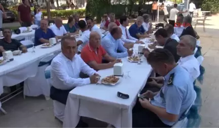 Antalya 15 Temmuz Şehidinin Ailesine Rusya'dan Onur Nişanı