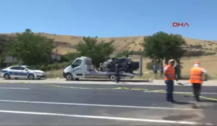 Elazığ'da Feci Kaza: 3 Ölü, 1 Yaralı