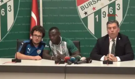 Bursaspor, Dzon Delarge ile Sözleşme İmzaladı