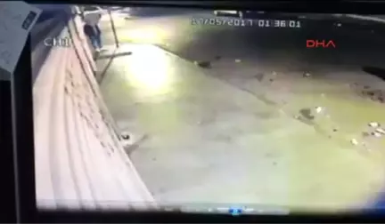 Zırhlı Polis Aracına Ateş Açan Kişi Yakalandı