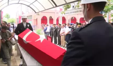 Şehit Polis Son Yolculuğuna Uğurlanıyor