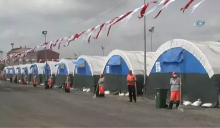 İstanbul'un En Büyük Kurban Satış ve Kesim Alanı Sultangazi'de Kurbanlıkları Bekliyor