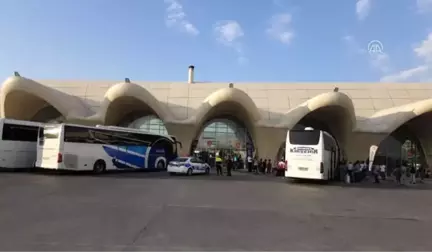 Yolcu Gibi Binerek Otobüsleri Denetliyorlar